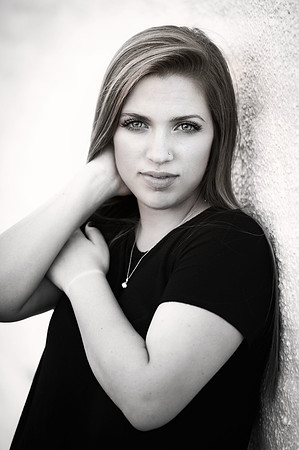 Zoie_4bw