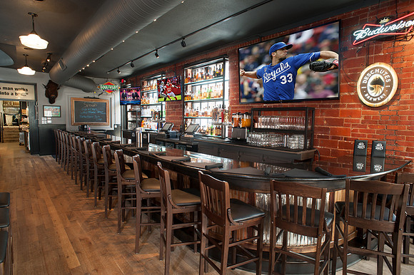 NickandJakes_Main_bar_Royals
